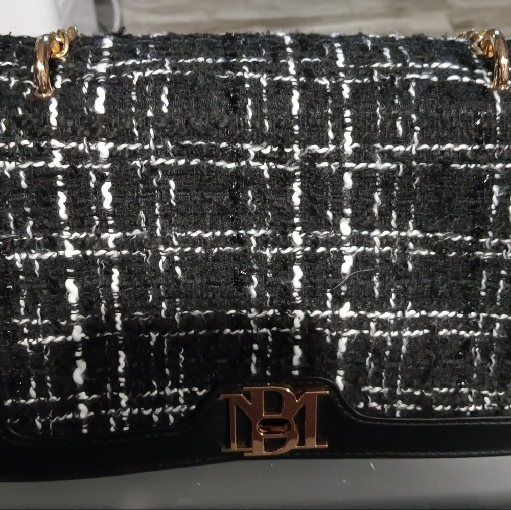 Badgley Mischka Small Crossbody purse